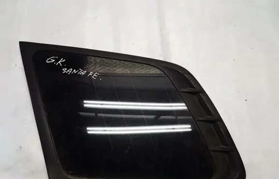 Hyundai Santa Fe Rear side window