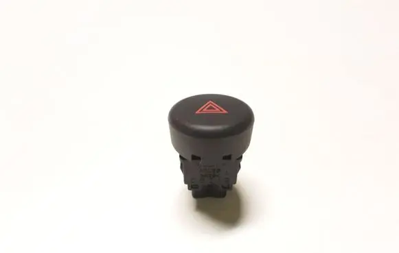 Nissan Juke I F15 Hazard light switch 06019