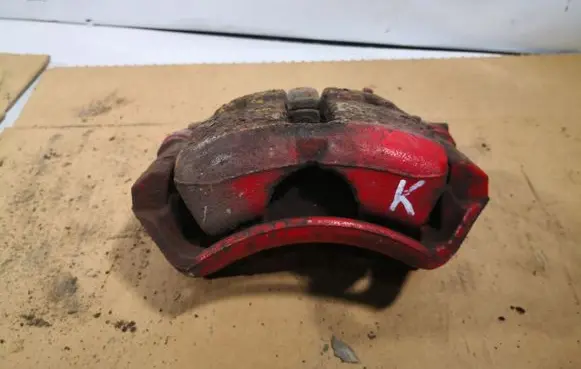 Mitsubishi Colt Front brake caliper