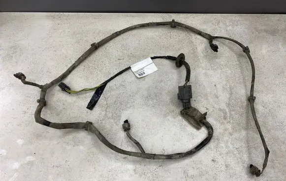 Volvo V70 Parking sensor (PDC) wiring loom 30724976