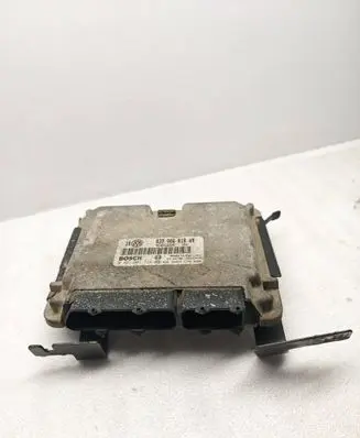 Volkswagen Golf IV Engine control unit/module 038906018AN 28SA345