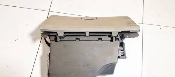 Peugeot 308 Glove box 1005162