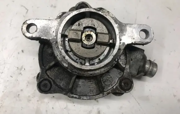 Renault Espace - Grand espace IV Vacuum pump 8200478188 050905053