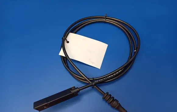 Mercedes-Benz B W245 Engine bonnet/hood lock release cable A1698800359
