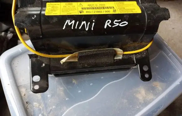 Mini One - Cooper R50 - 53 Passenger airbag 7056934