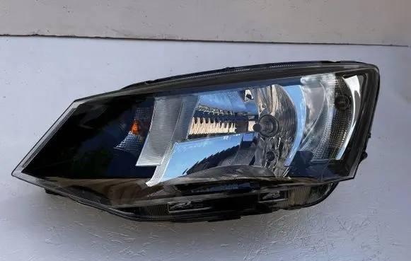 Skoda Fabia Mk3 (NJ) Headlight/headlamp 6V1941015C