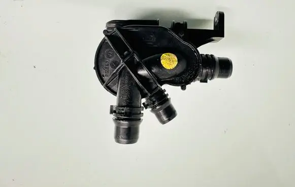 Citroen C5 Aircross Water pump 9822406080
