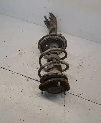 Toyota Prius (NHW20) Front shock absorber/damper 4851047061