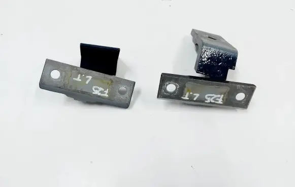 BMW X3 F25 Rear door hinge set 7160825