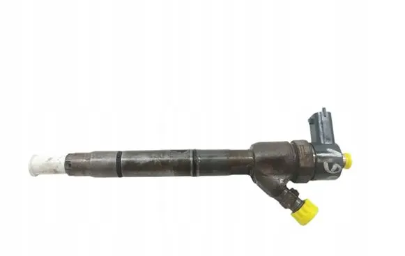 Hyundai Matrix Fuel injector 338002A400