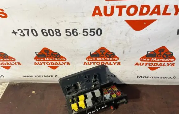 Mercedes-Benz Sprinter W906 Fuse module A9069006303 A9069024301 A9065454701