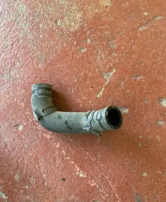 Volkswagen Golf VI Engine coolant pipe/hose