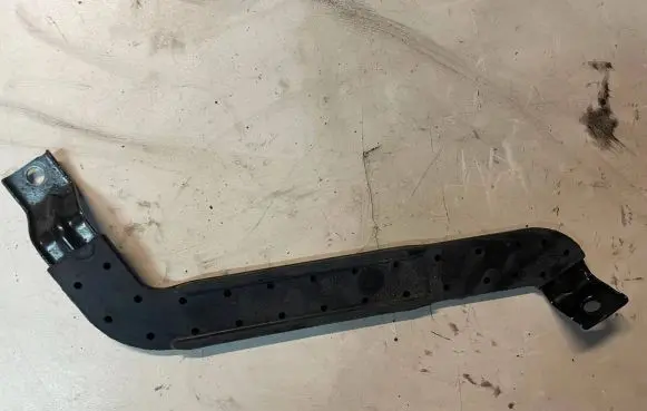 BMW 3 E90 E91 Battery bracket 7549425 11986710 605906