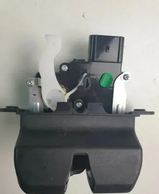 KIA Sportage Loading door lock 