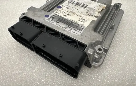 Audi A6 S6 C6 4F Engine control unit/module ECU 4F0907401E 4F7910401 0281014724