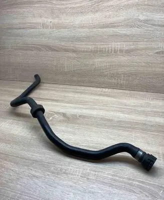 BMW X5 E53 Engine coolant pipe/hose 8380127