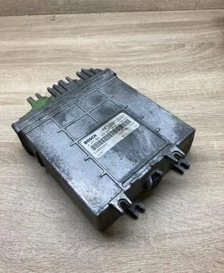 Renault Megane I Engine control unit/module ECU 7700111552 8200059883 0281001969