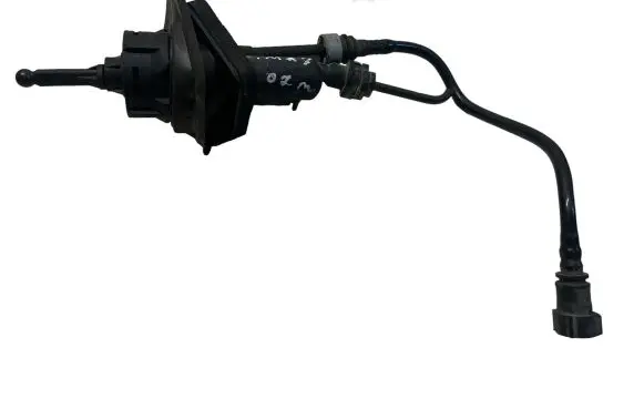 Ford Focus C-MAX Clutch master cylinder 3M517A543AE