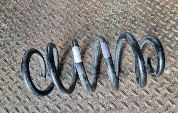 Lexus CT 200H Rear coil spring