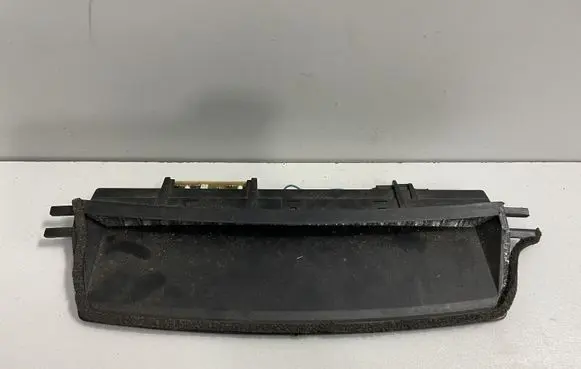 BMW 3 E46 Third/center stoplight 8375495