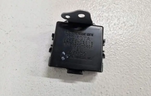 Toyota Matrix (E140) Tire pressure control unit 89769-02010