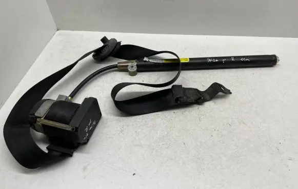 Seat Ibiza II (6k) Front seatbelt 6K4857706A