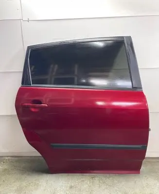 Toyota Corolla Verso AR10 Rear door 