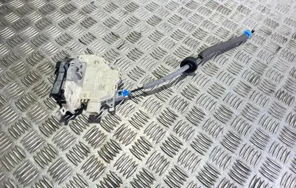 Audi A3 S3 8V Rear door lock 4G0839016E