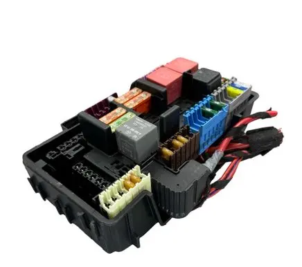Mercedes-Benz C W205 Fuse module A2059068501 A2055400840