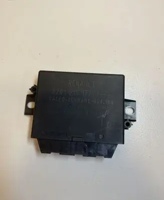 Renault Master III Parking PDC control unit/module 8201015177
