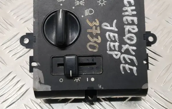 Jeep Cherokee Light switch