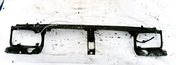 Renault Laguna I Radiator support slam panel
