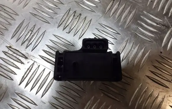 Renault Scenic I Air pressure sensor 8768348