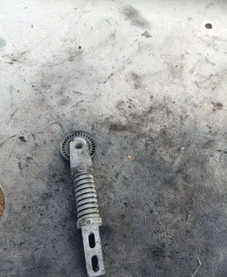 Renault Scenic I Alternator belt tensioner 