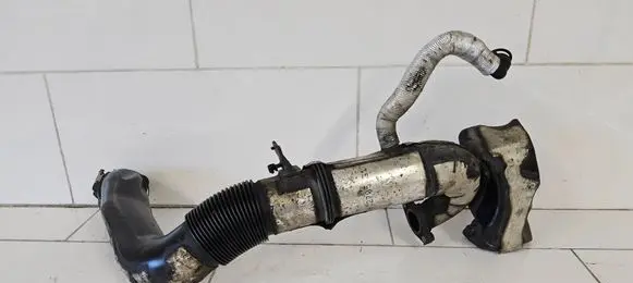 Volvo V50 Intercooler hose/pipe 3M519A673HG 6652A