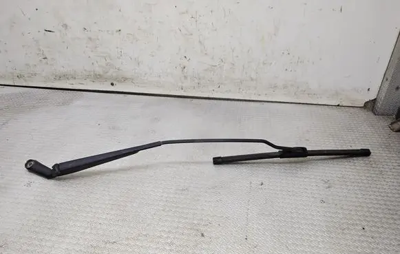 Skoda Octavia Mk1 (1U) Windshield/front glass wiper blade 1J1955410A