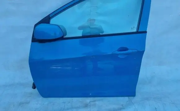 KIA Picanto Front door