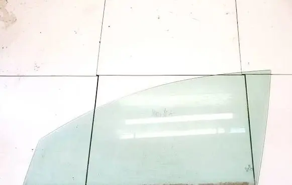 Volkswagen PASSAT B6 Front door window glass four-door DOT90M40AS2