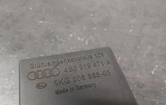 Volkswagen Golf IV Other relay 4B0919471A 393 5KG00656805