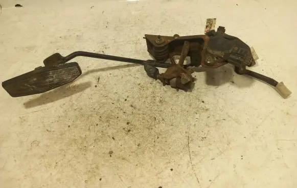 Mazda Premacy Accelerator throttle pedal