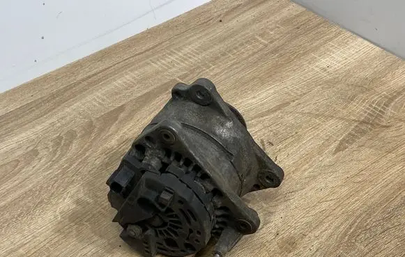 Volkswagen II LT Generator/alternator 021903025J 074903025K 0124325004