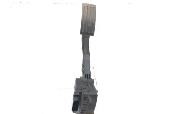 Ford Focus Accelerator throttle pedal 4M51-9F836-AK