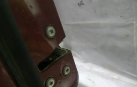 Suzuki Grand Vitara II Front door lock