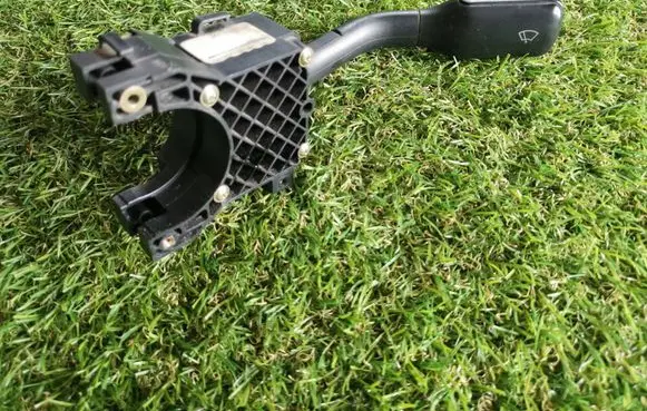 Audi A6 S6 C4 4A Wiper switch 