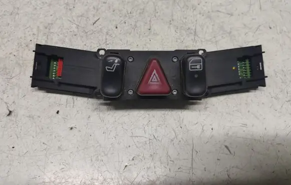 Mercedes-Benz S W220 Hazard light switch 2208215851