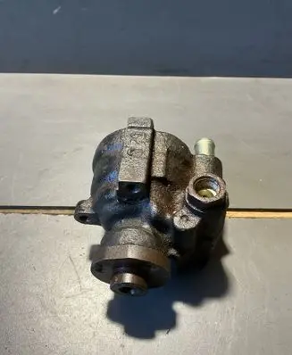 Renault Laguna II Power steering pump 7700823735