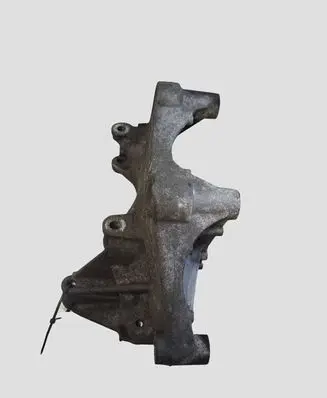 Renault Trafic III (X82) Generator/alternator bracket 117105124R