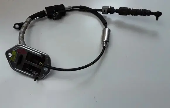 Hyundai Ioniq Gear shift cable linkage 46790G2100