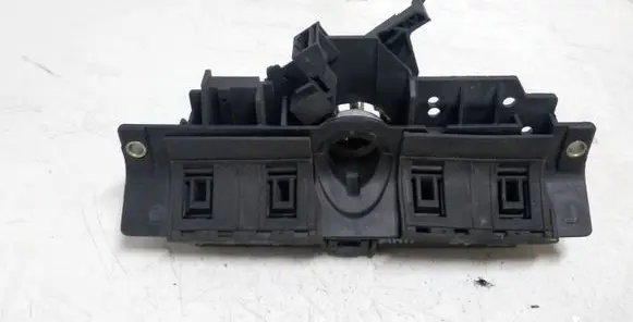 Audi A6 S6 C5 4B Tailgate exterior lock 8D9827565H 4B0827565H