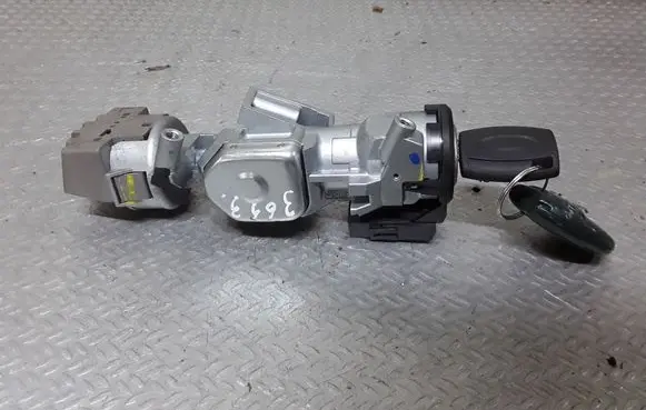 Ford Focus Ignition lock 3M513F880AC
